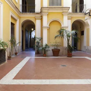 https://gm-house-rome.it-romehotels.com